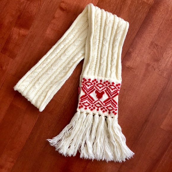 Mickey Disney Scarf - Picture 2 of 5